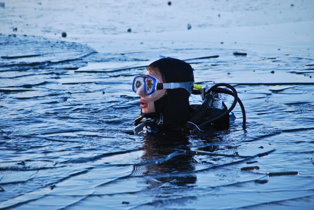 scuba diving, blue sky, new year-753009.jpg